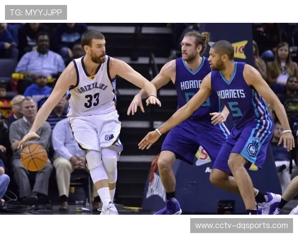 狼堡两度自摆乌龙暴露防线混乱，1-8惨败创队史最差纪录